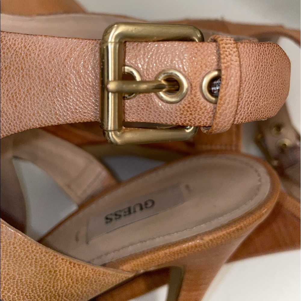 Guess Natural Leather Heels with Strap Size 7M these are gently worn.Very soft. - Picture 13 of 15